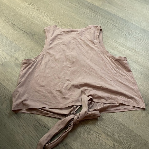 Lululemon crop tank top - Picture 5 of 5